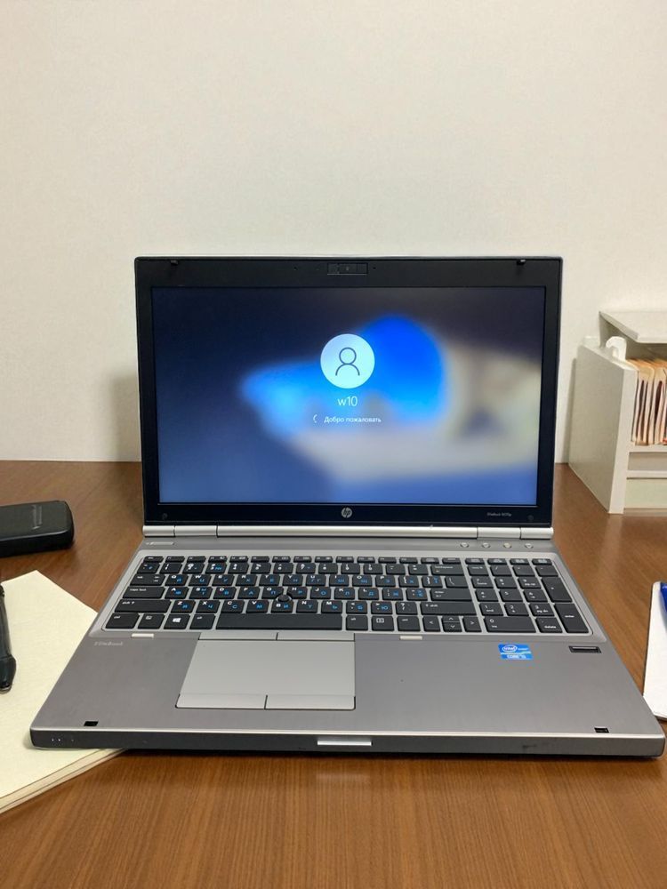 Ноутбук 15,6" HP Elitebook 8570p i5-3340M 2x2,7GHz/8G D3/SSD 128G/HD7570M 1G/1366x768/NOweb -БУ- 26200 фото