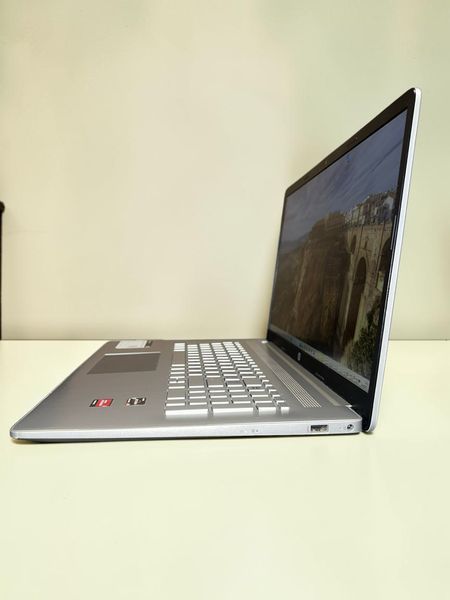Ноутбук 17.3" HP Laptop 17-cp0700dx Ryzen 5 5500U 6x2,1GHz/16G D4/NVMe 512G/Vega 7/IPSFHD/web -БУ- 26759 фото