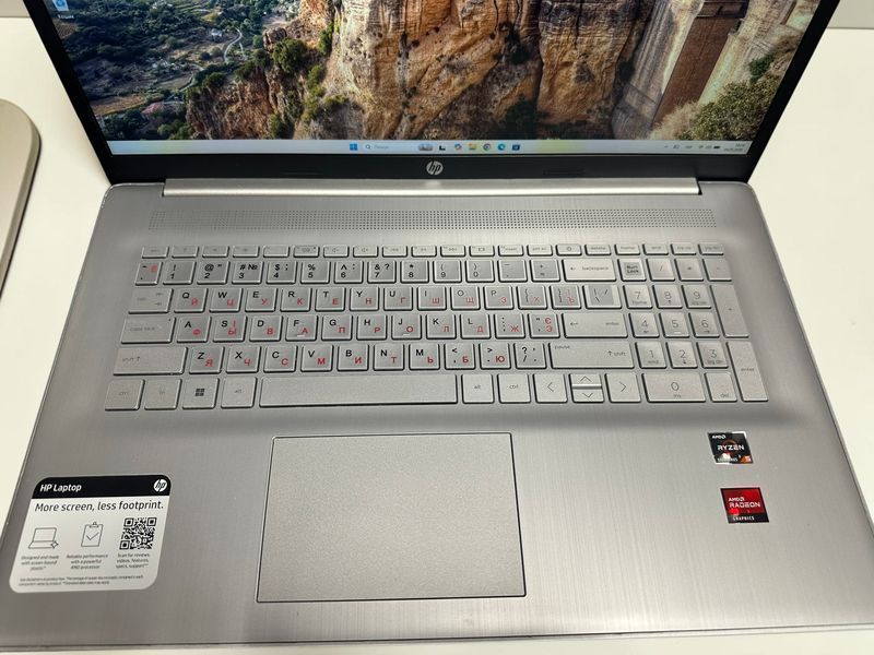 Ноутбук 17.3" HP Laptop 17-cp0700dx Ryzen 5 5500U 6x2,1GHz/16G D4/NVMe 512G/Vega 7/IPSFHD/web -БУ- 26759 фото