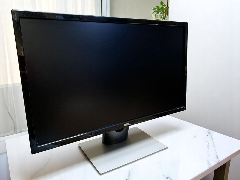 Монитор 24" IPS Dell SE2416H; 1920x1080 WLED; 16:9; 60Гц; VGA+HDMI --БУ-- ГРН 25869 фото