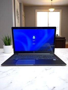 Ноутбук 15,6" HP ZBook 15u G5 i7-8550U 4x1,8GHz/16G D4/NVMe 256G/AMD W3100 2G/тачIPSFHD/web --БУ-- 25937 фото