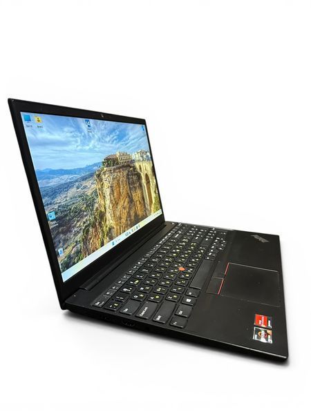 Ноутбук 15,6" Lenovo ThinkPad E15 Gen 2 Ryzen 5 4500U 6x2,3GHz/8G D4/NVMe 256G/Vega6/IPSFHD/web -БУ- 26842 фото