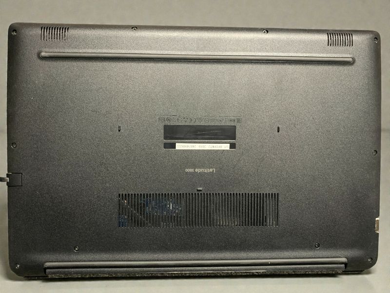 Ноутбук 15,6" Dell Latitude 3500 i5-8265U 4x1,6GHz/8G D4/NVMe 256G/UHD620/1366x768/web -БУ- 26563 фото
