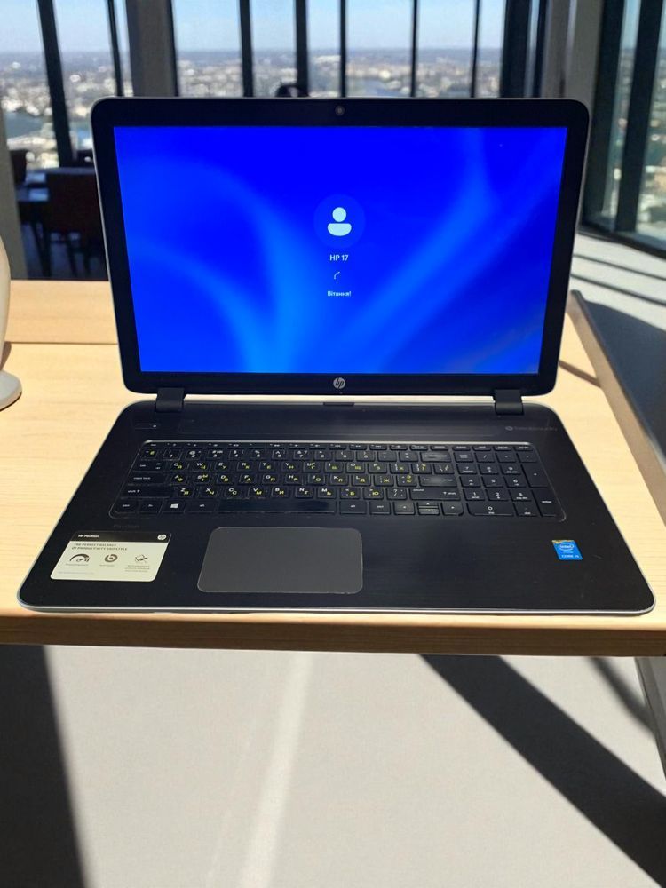 Ноутбук 17,3" HP Pavilion 17-1215dx i5-5200U 2x2,2GHz/8G D3/SSD 256G/HD5500/1600x900/web -БУ- 26124 фото